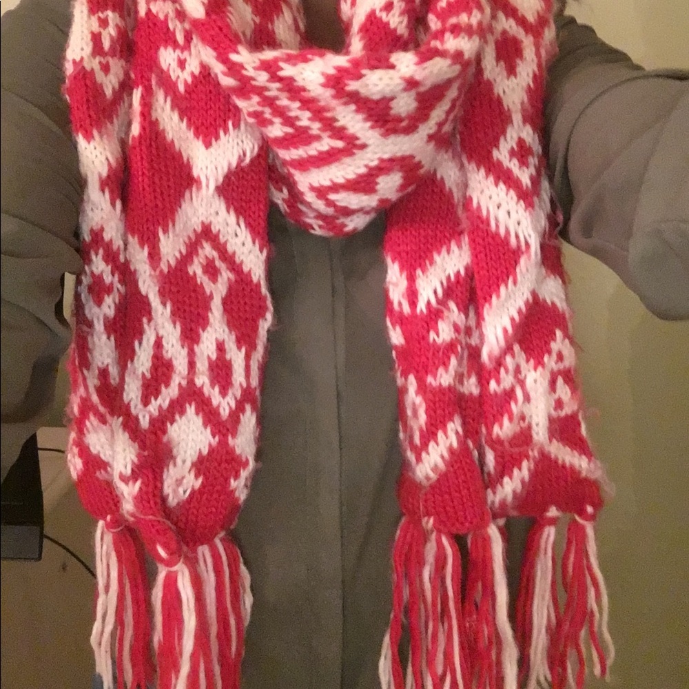 Patterned Scarf - Picture 2 of 2